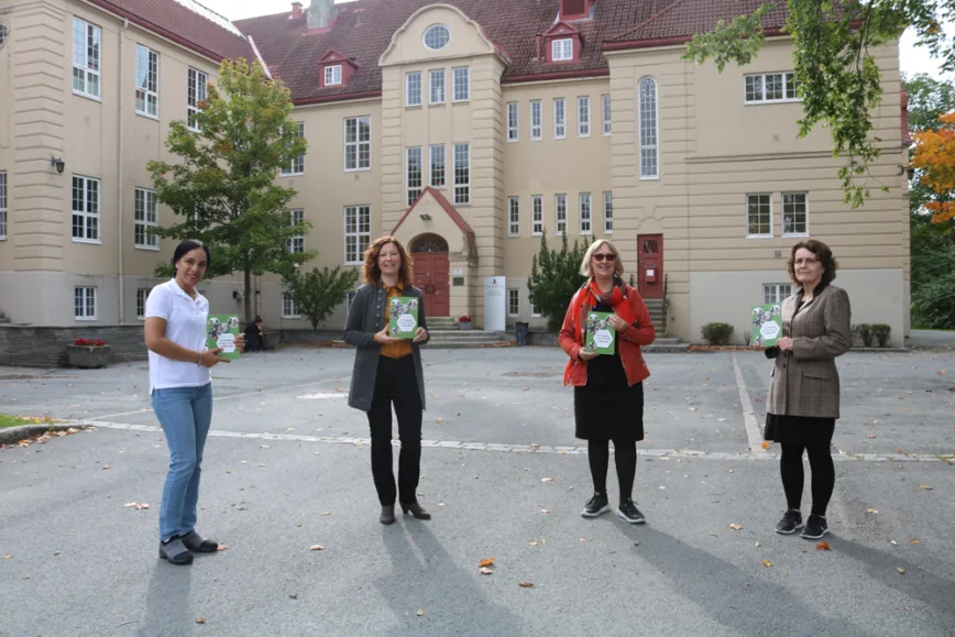 Nassira Ehsalli Vik, Jana van der Zwart-Langner, Marit Pettersen og Else Johansen Lyngseth bil bruke boka i barnehagelærerutdanningen ved DMMH.