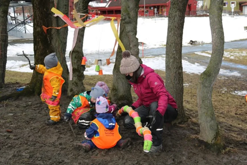 Barns medvirkning har stått sterkt  i gjennomføringen av realfagsdagen til DMMH.