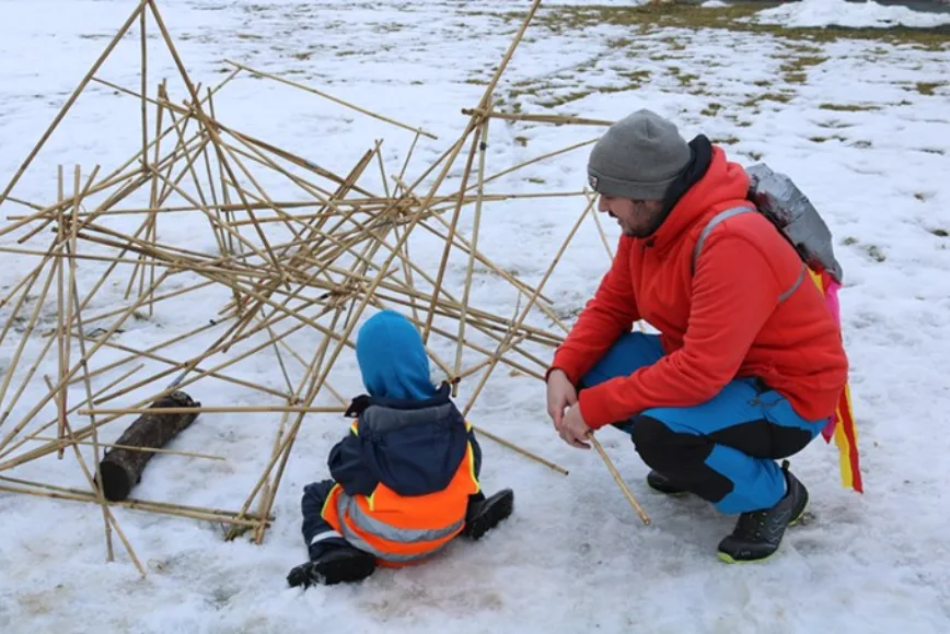 Realfagsdagen omfatter alle fagene studentene har dette året, blant annet kunst og håndverk, pedagogikk, matematikk, naturfag og musikk.