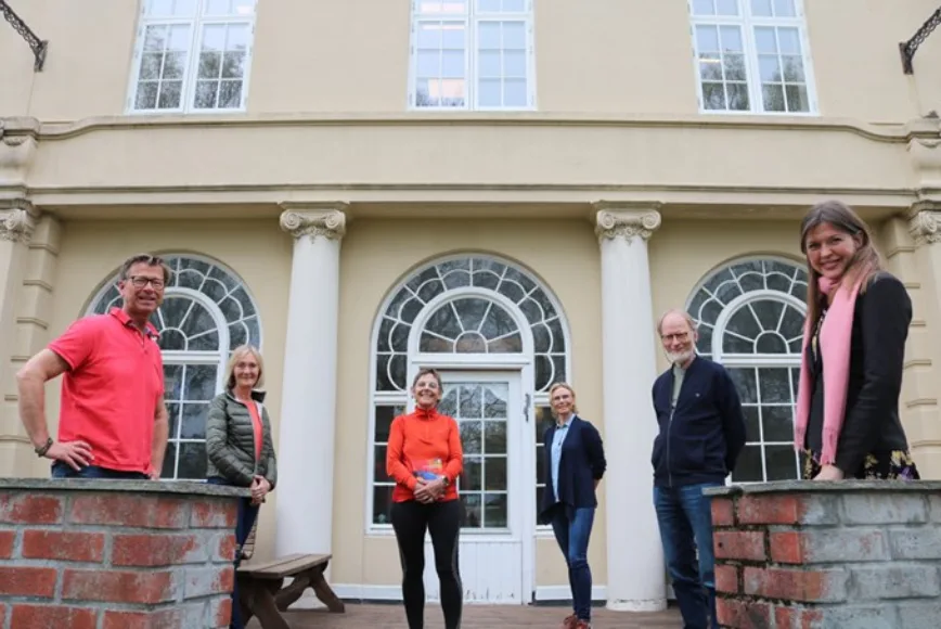 Morten Sæther (red), Vibeke Glaser (red.), Sonja Kibsgaard, Kathrine Bjørgen, Svein Sando og Cecilie Dyrkorn Fodstad (red.)