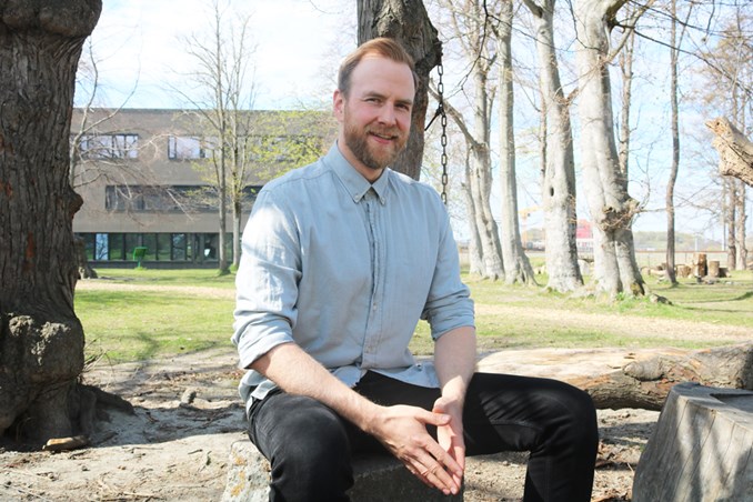 Øyvind Kolbu Rognstad er utdannet barnehagelærer ved DMMH. 